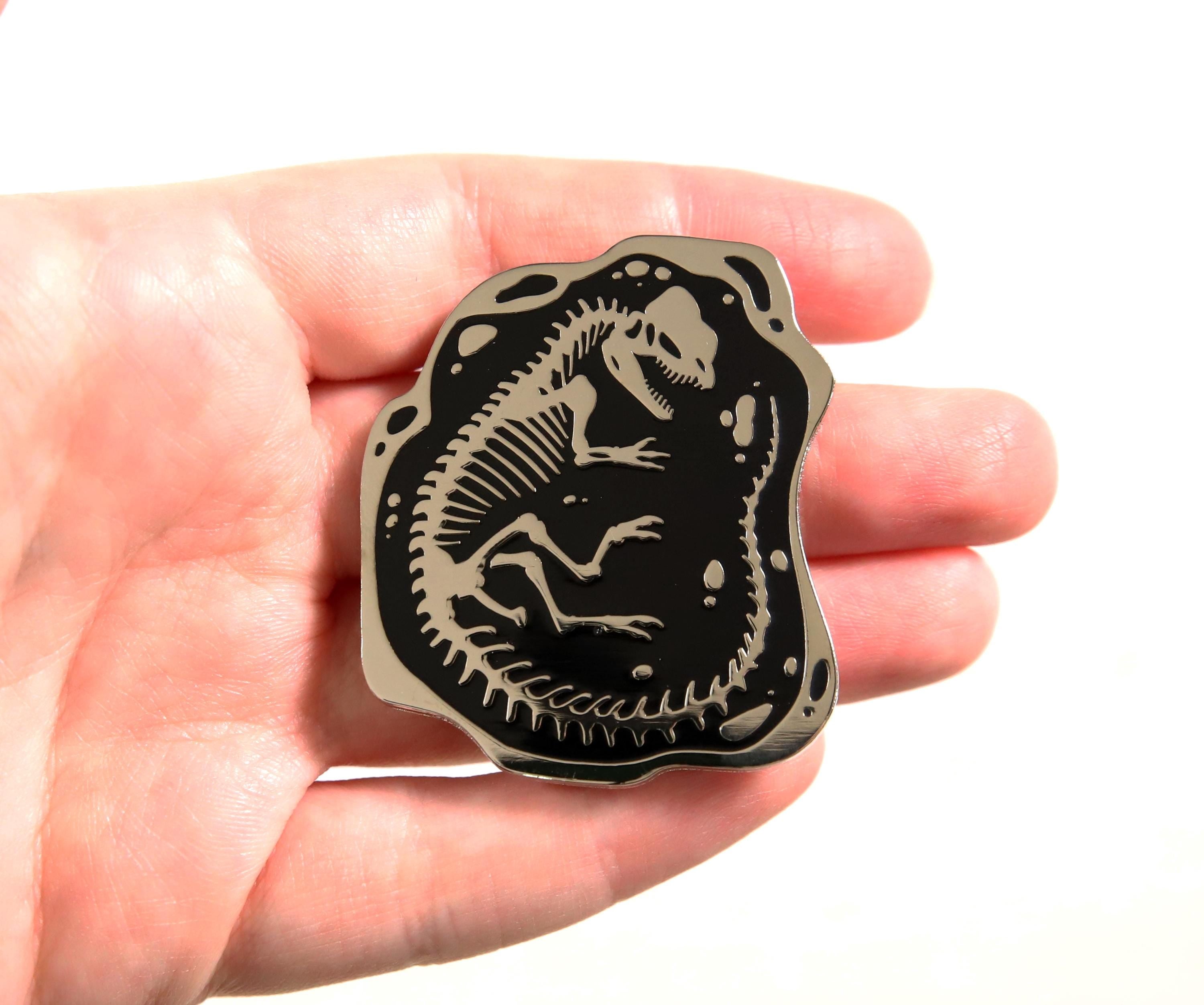 Dilophosaurus Skeleton Pin
