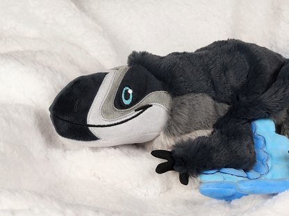 Maddox the Microraptor