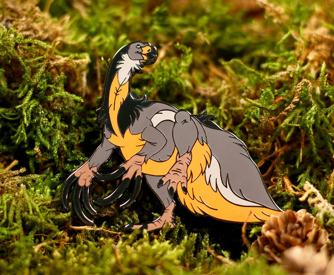 Therizinosaurus Pin