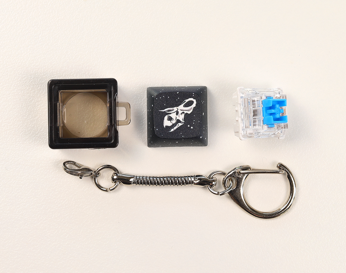 Nasutoceratops Skull Clicky Keychain
