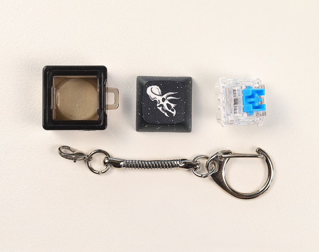 Triceratops Skull Clicky Keychain