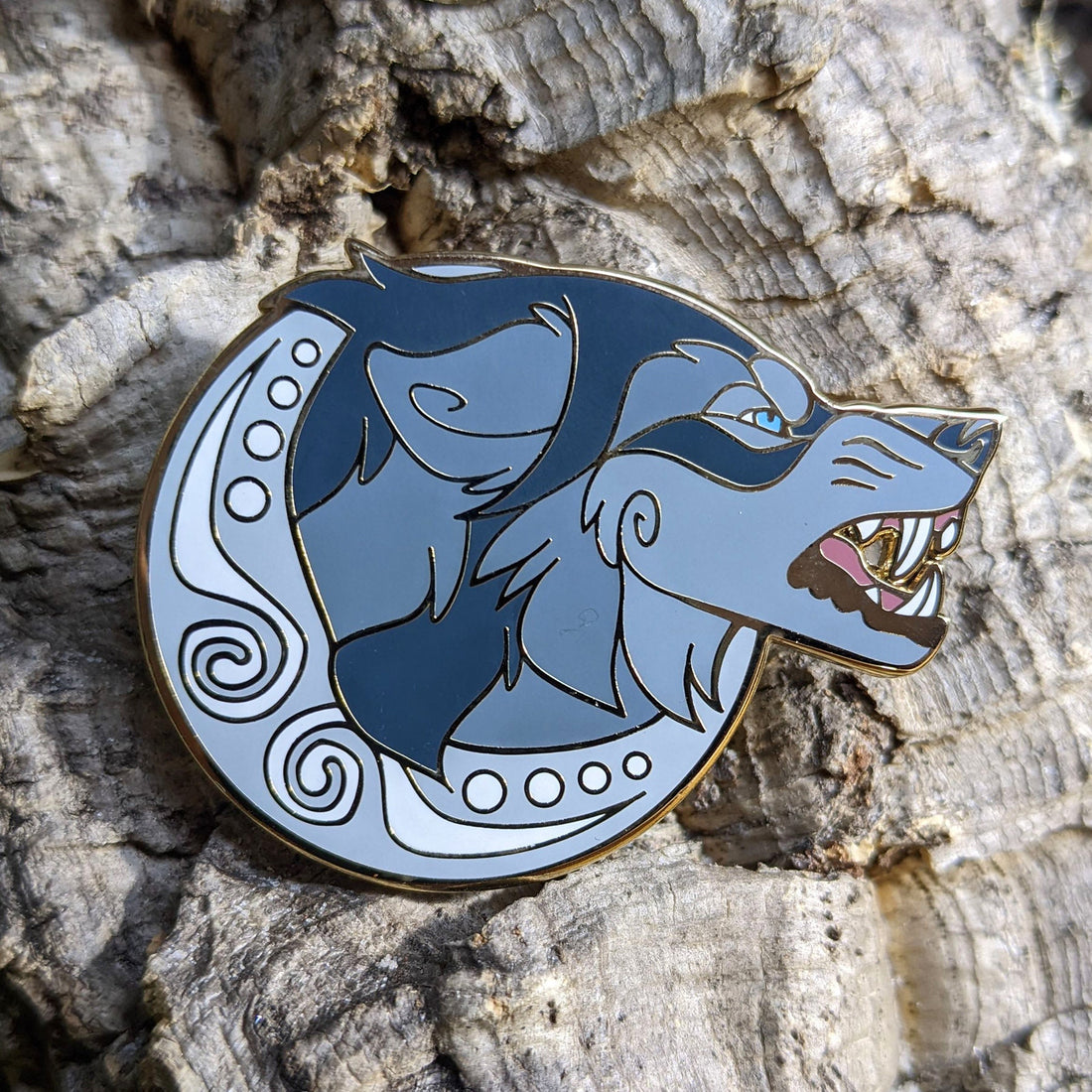 Hati Pin